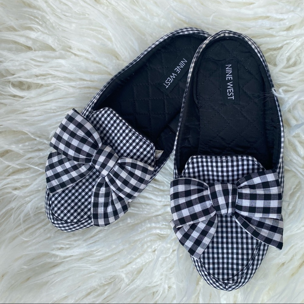 Nine West Black & White Houndstooth Women’s House Shoes (Slippers), Size 7-8